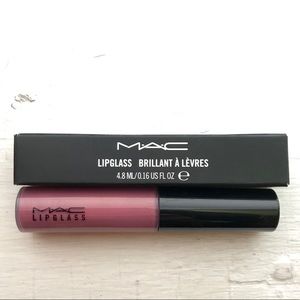 MAC Lipglass Love Child